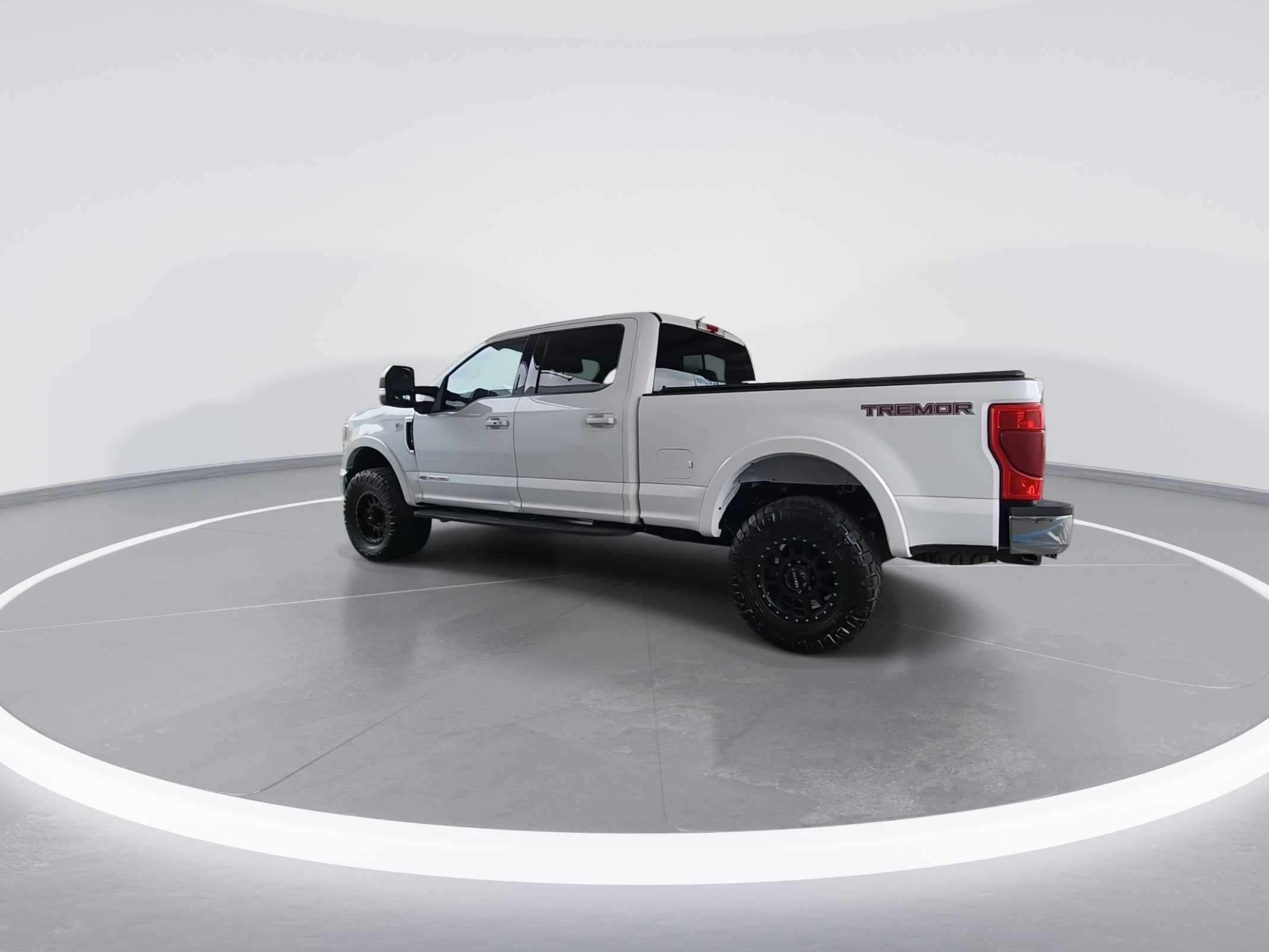 Used 2021 Ford F250 Lariat w/ Tremor Off-Road Package image 5