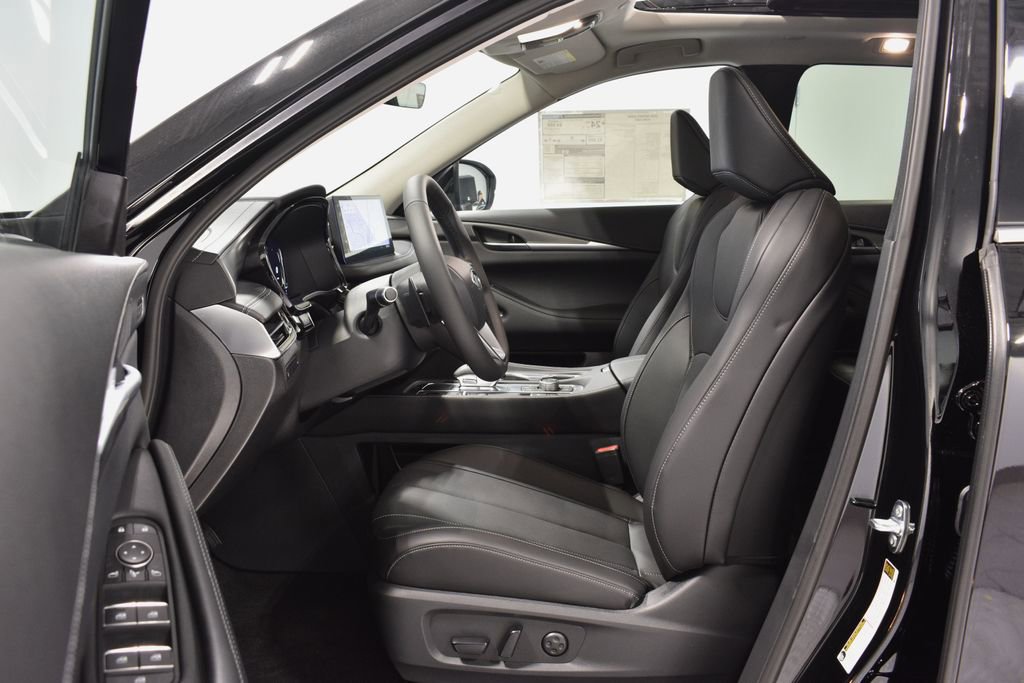 New 2026 INFINITI QX60 Pure w/ Cargo Package image 11