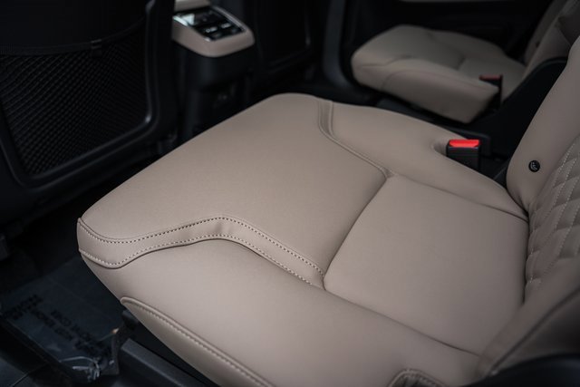 New 2026 Volvo XC90 B6 Plus image 33