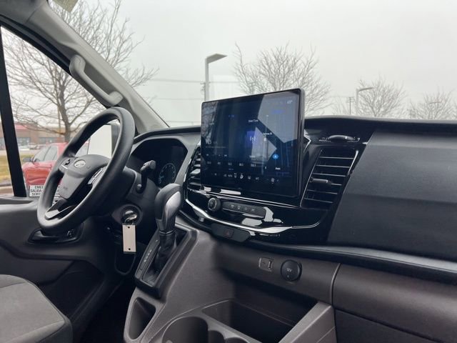 Used 2024 Ford Transit 350 XLT image 32