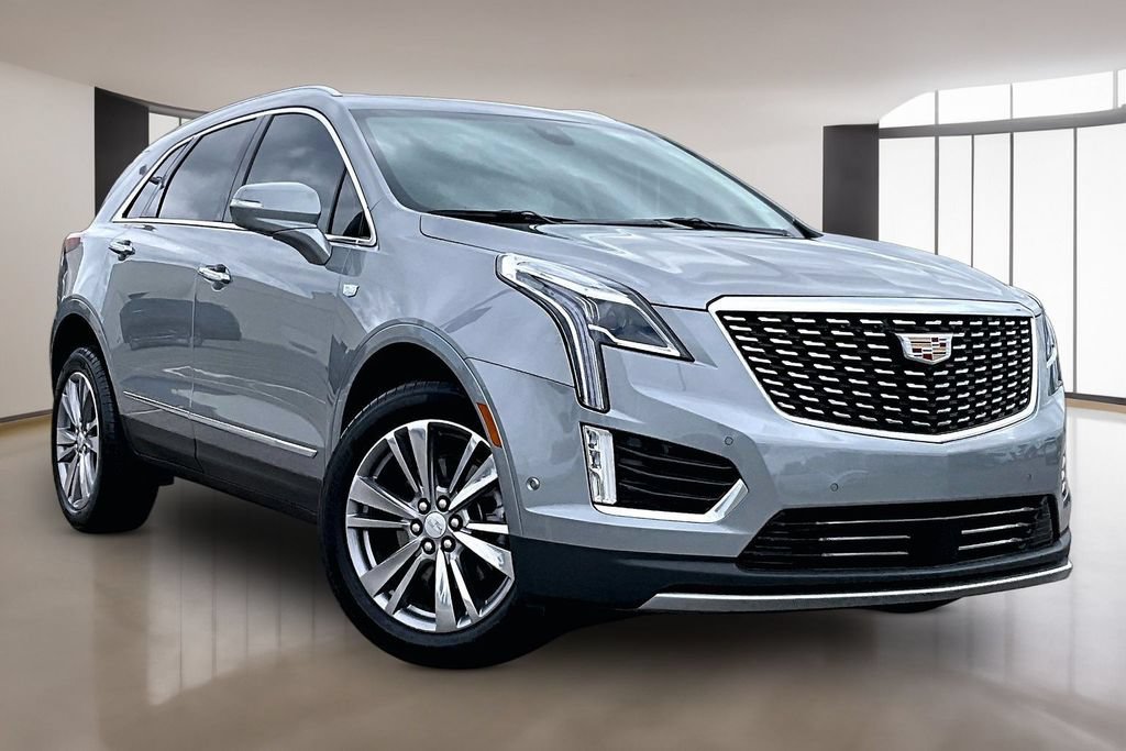 Used 2025 Cadillac XT5 Premium Luxury w/ Technology Package AWD/4WD image 11