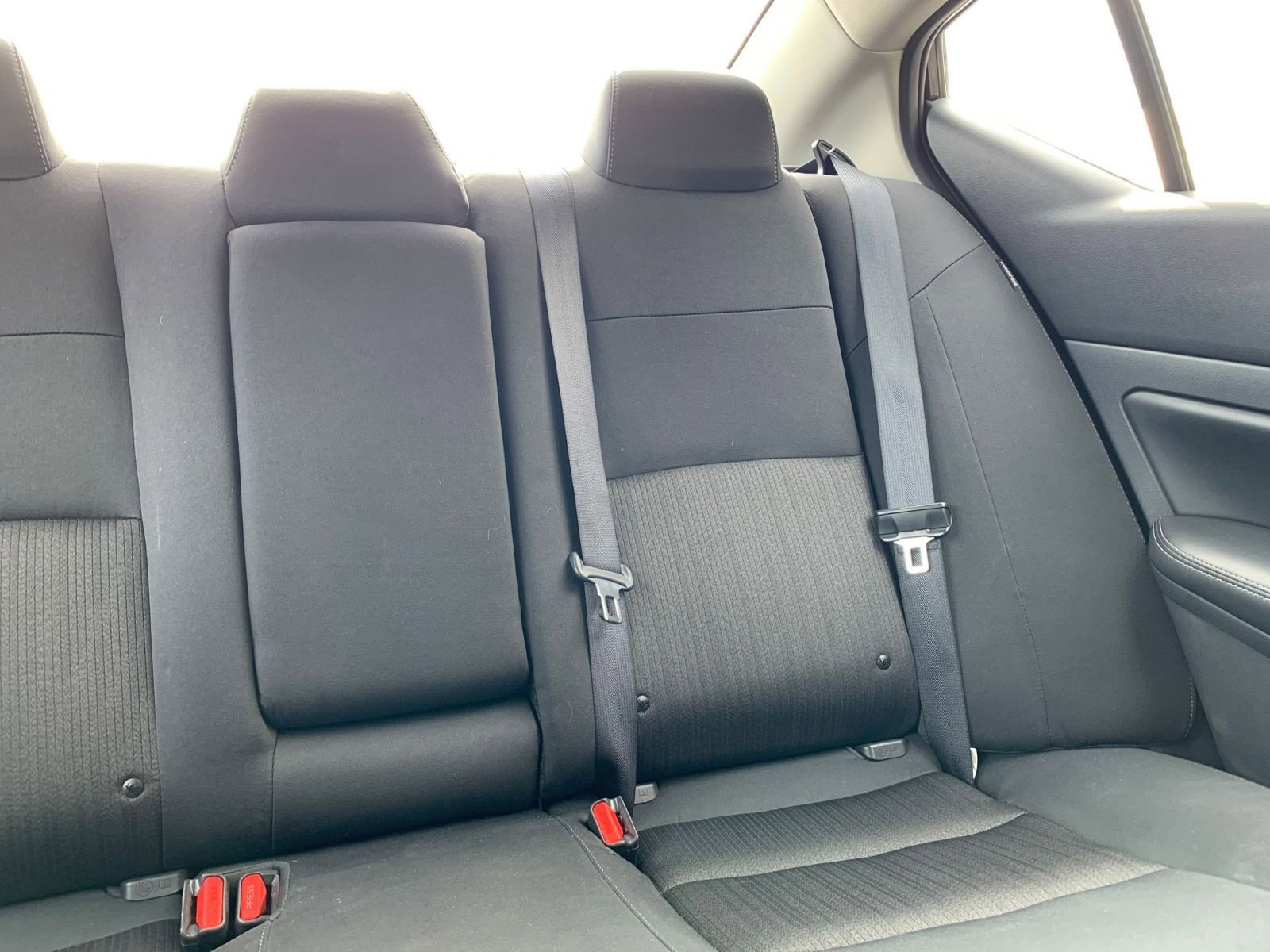 Used 2025 Nissan Altima 2.5 SV image 38