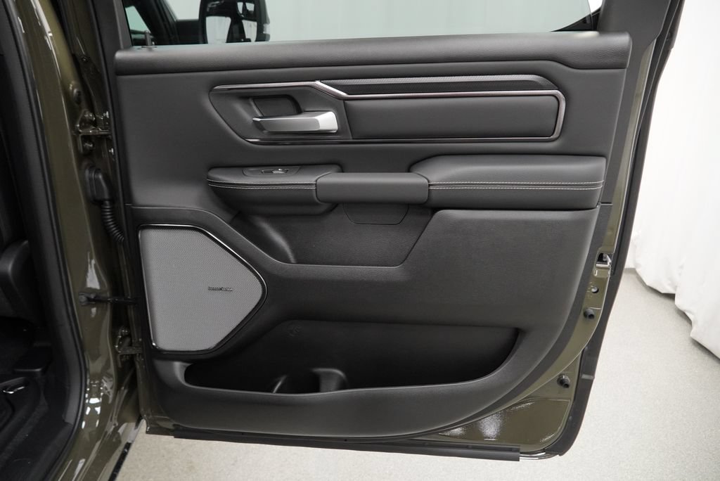 New 2027 RAM 1500 Rebel w/ Rebel Level 2 Equipment Group AWD/4WD image 30