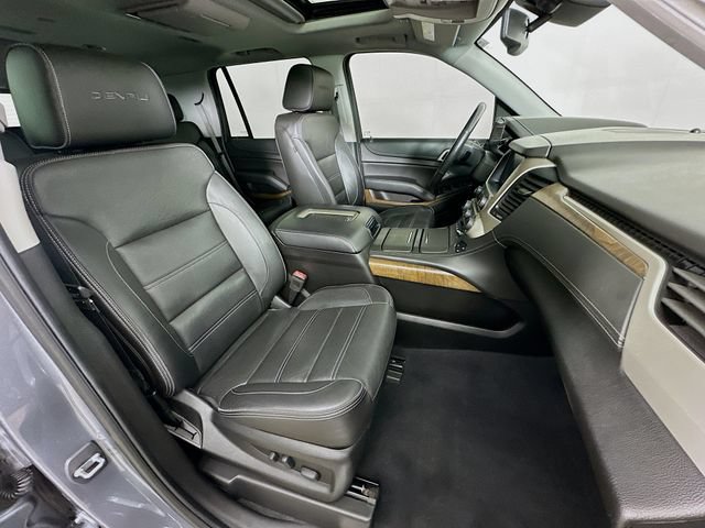 Used 2019 GMC Yukon Denali w/ Denali Ultimate Package AWD/4WD image 8