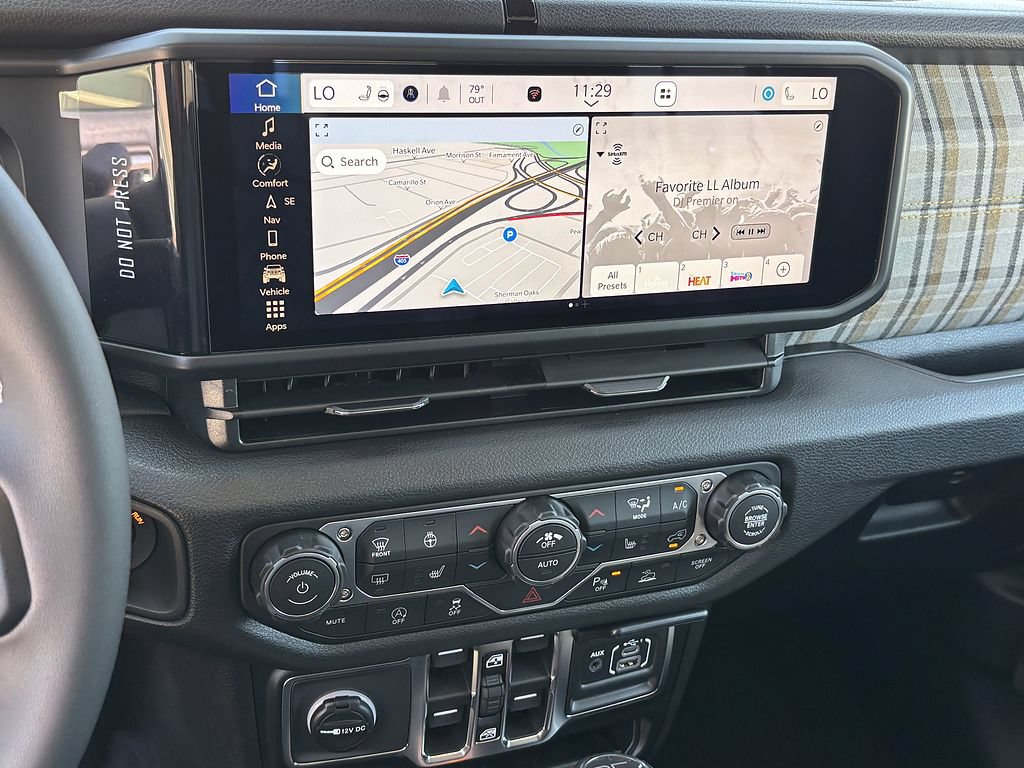 New 2026 Jeep Gladiator Sport AWD/4WD image 18