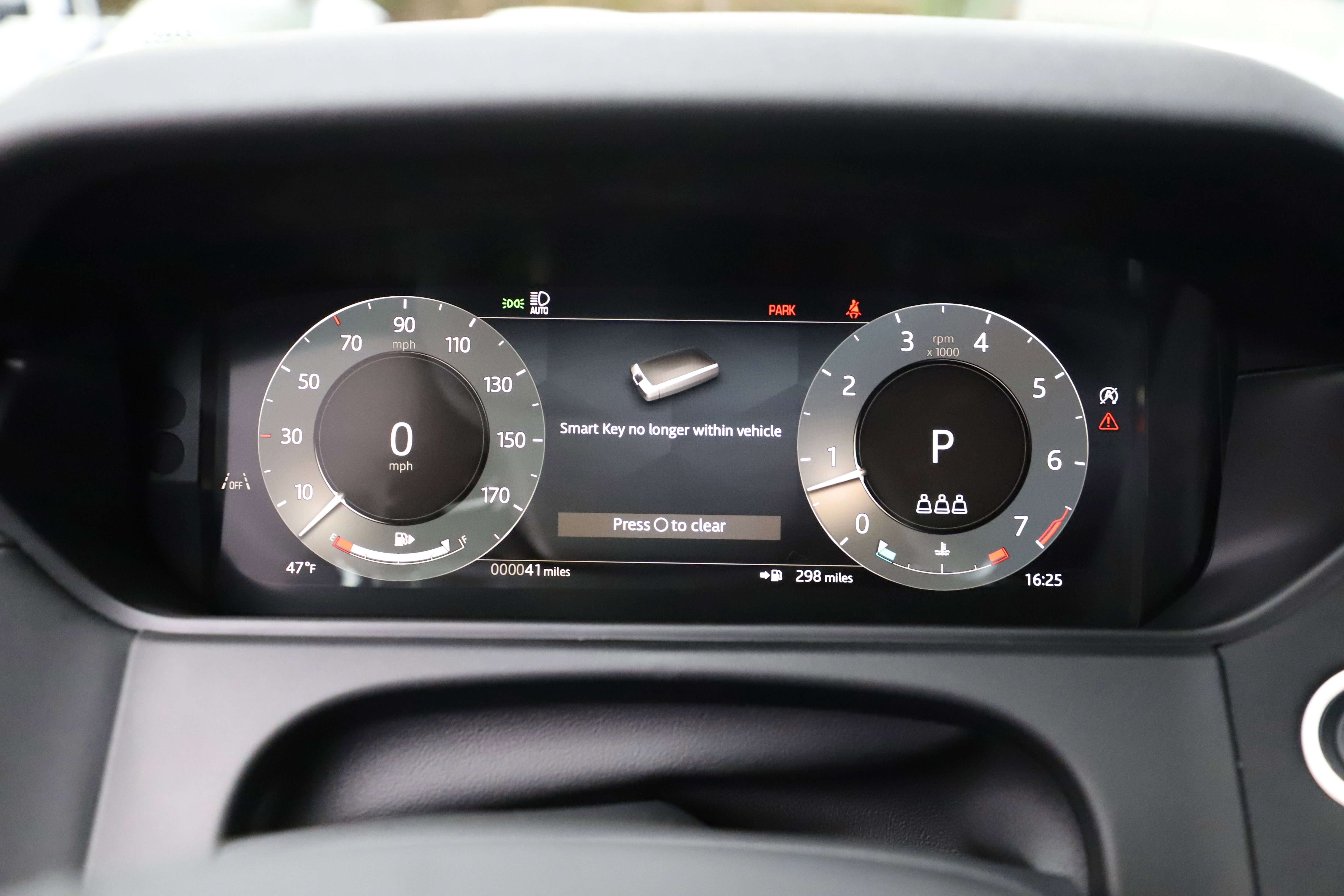 New 2026 Land Rover Range Rover Velar S image 20