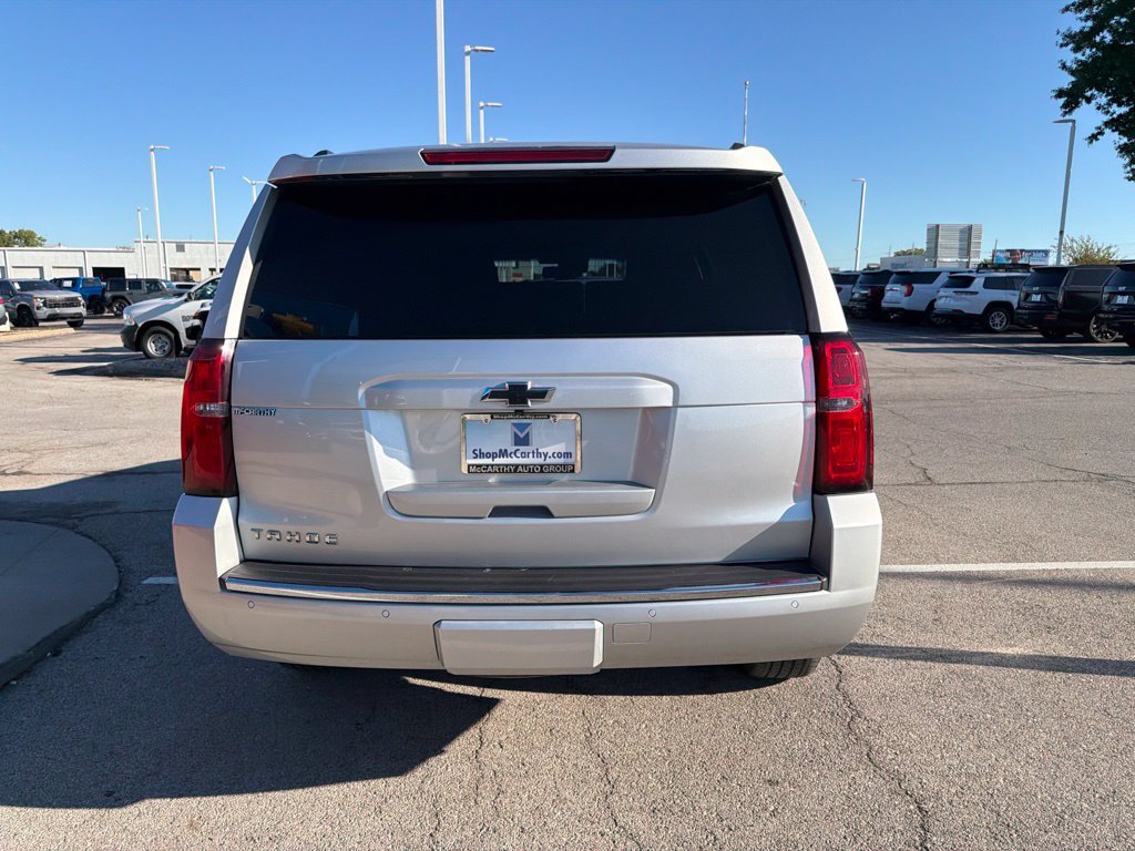 Used 2019 Chevrolet Tahoe LT w/ Luxury Package AWD/4WD image 4