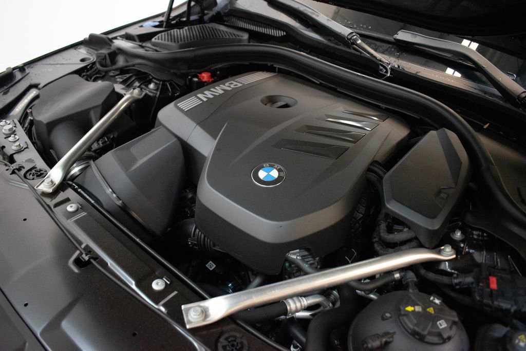 Certified 2026 BMW 530i xDrive w/ Premium Package AWD/4WD image 10