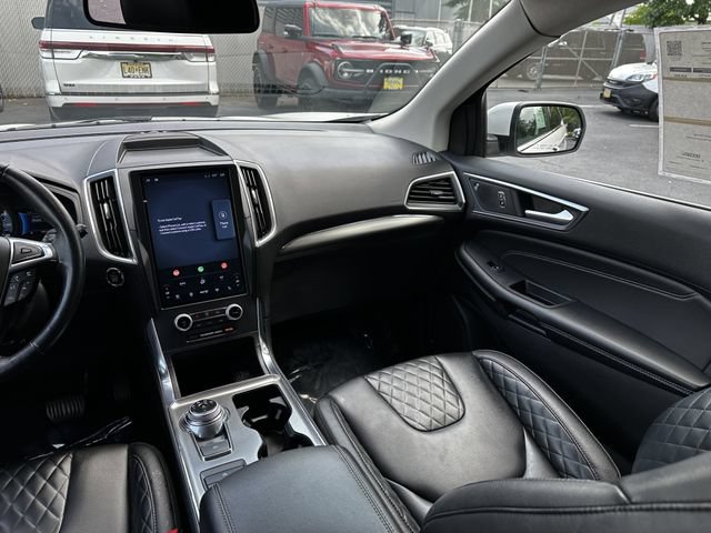 Certified 2023 Ford Edge Titanium AWD/4WD image 17