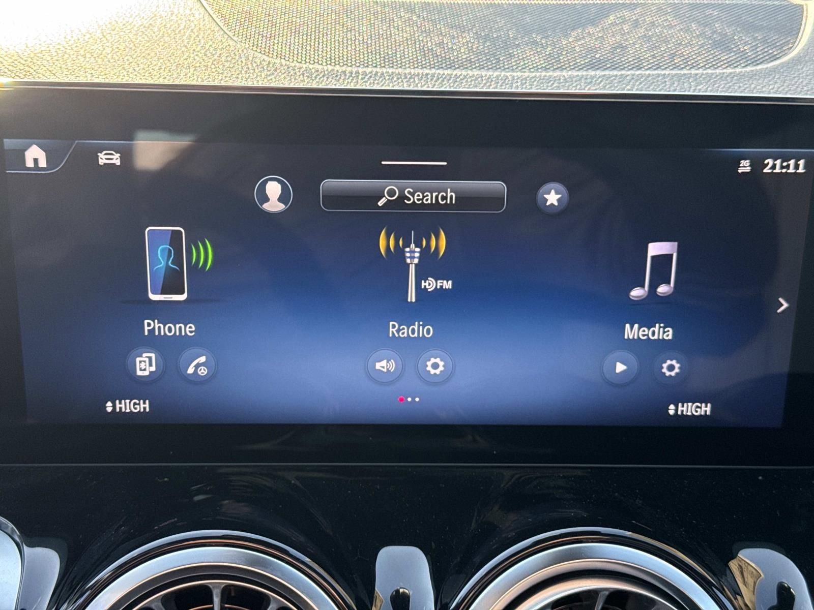 New 2026 Mercedes-Benz GLB 250 4MATIC image 15