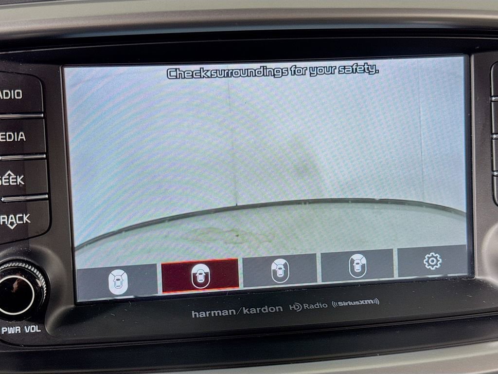 Used 2020 Kia Sorento SX image 44