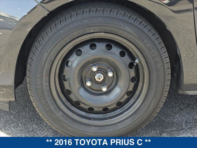 Used 2016 Toyota Prius C Three image 9