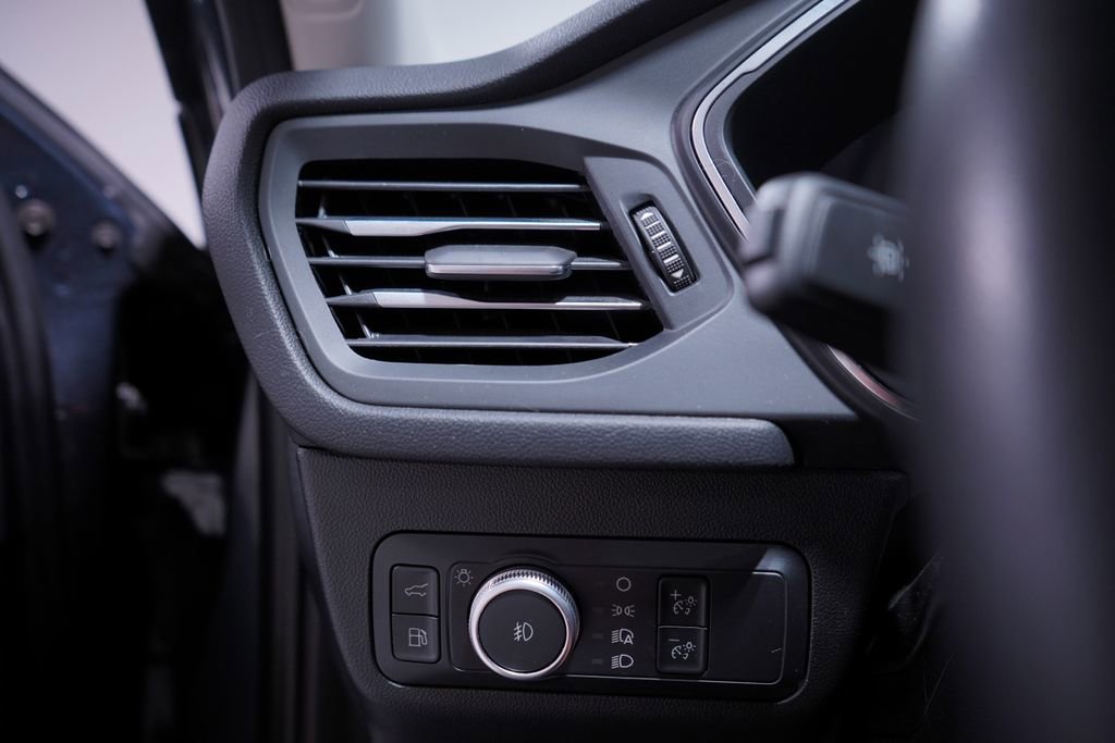 Used 2022 Ford Escape Titanium w/ Titanium Elite Package image 19