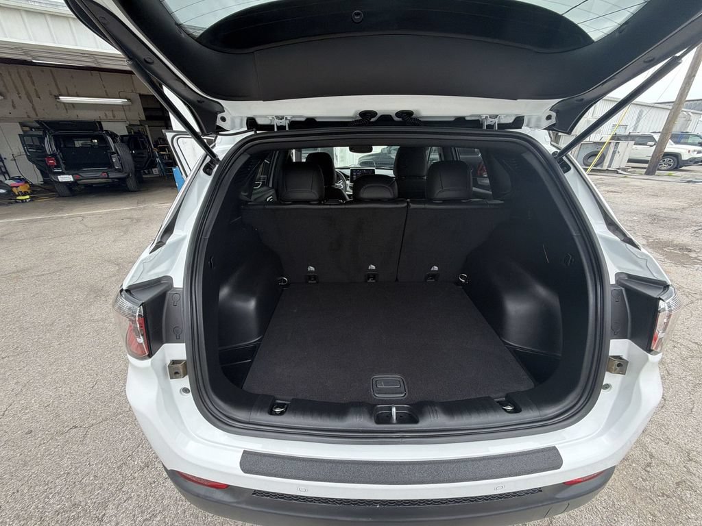 Used 2023 Jeep Compass Limited AWD/4WD image 22