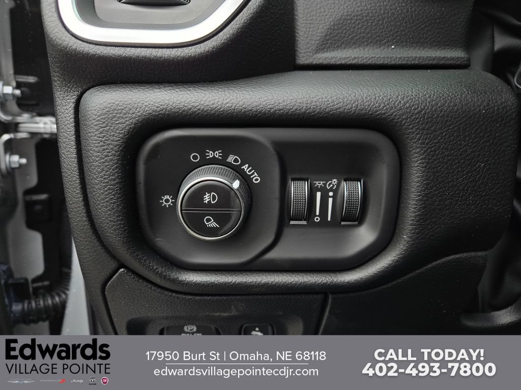New 2026 RAM 1500 Big Horn AWD/4WD image 12
