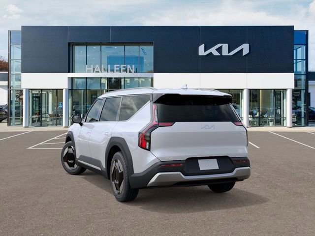 New 2026 Kia EV9 Wind image 4