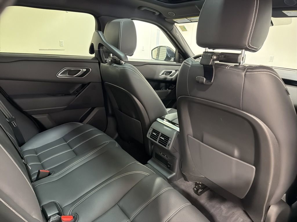 Used 2023 Land Rover Range Rover Velar S AWD/4WD image 27