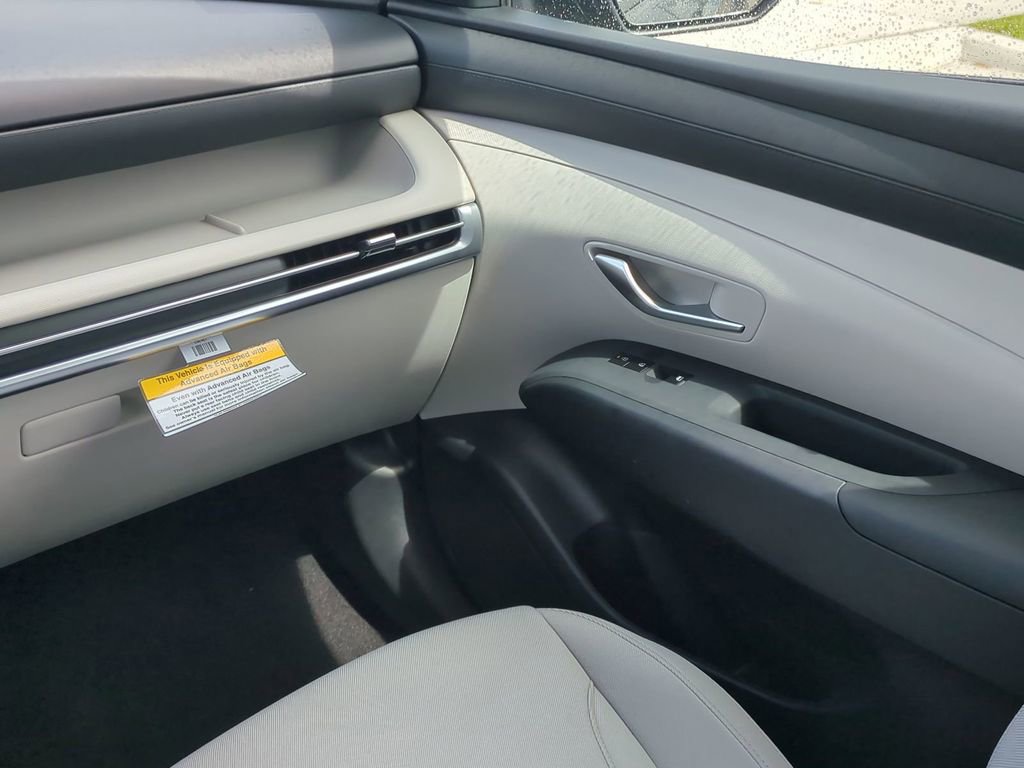 New 2026 Hyundai Tucson SE image 19