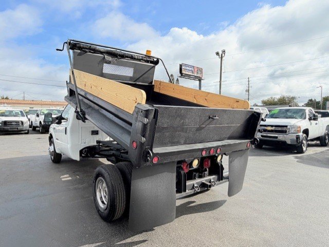 Used 2001 Ford F350 XL image 8