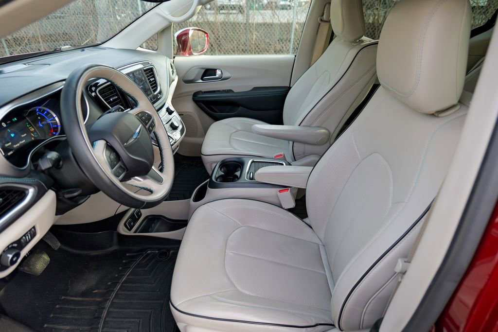 Used 2018 Chrysler Pacifica Limited w/ Advanced Safetytec Group image 21