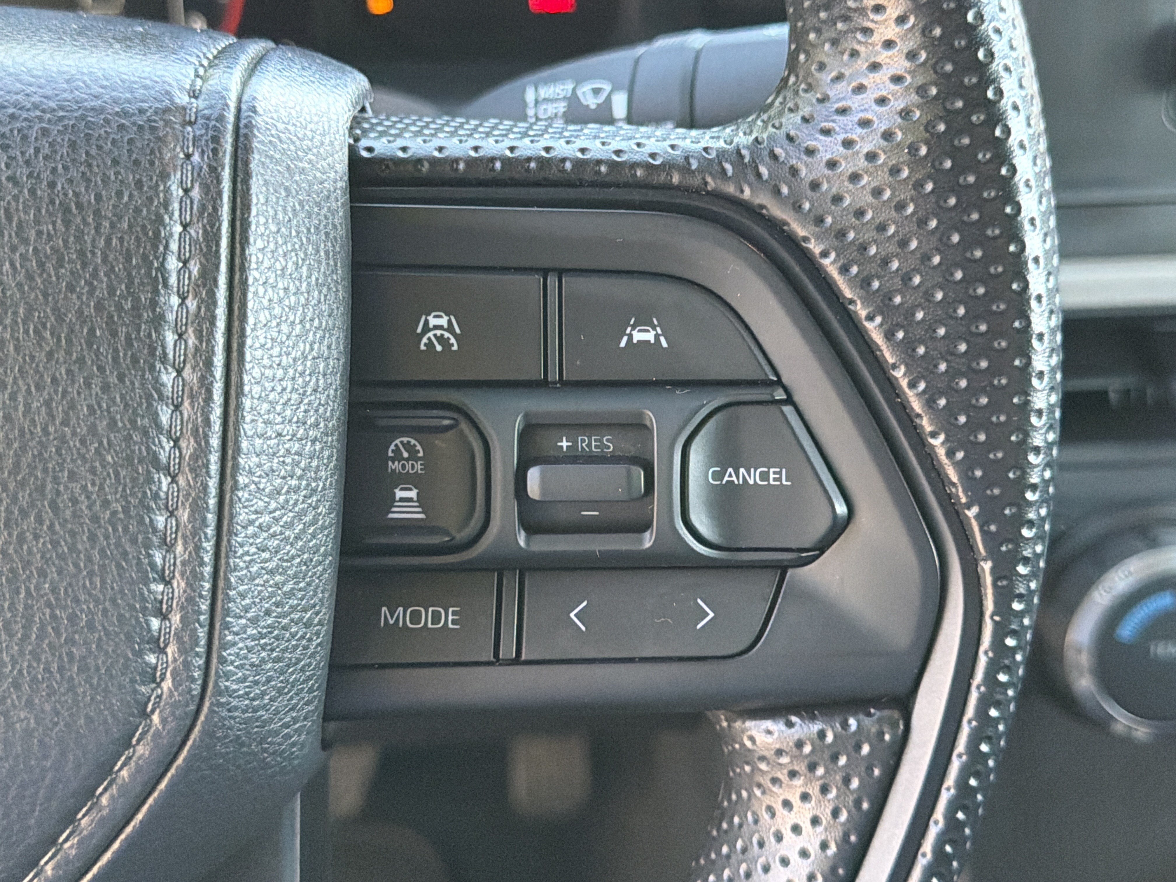 Used 2025 Toyota Tacoma SR RWD image 25