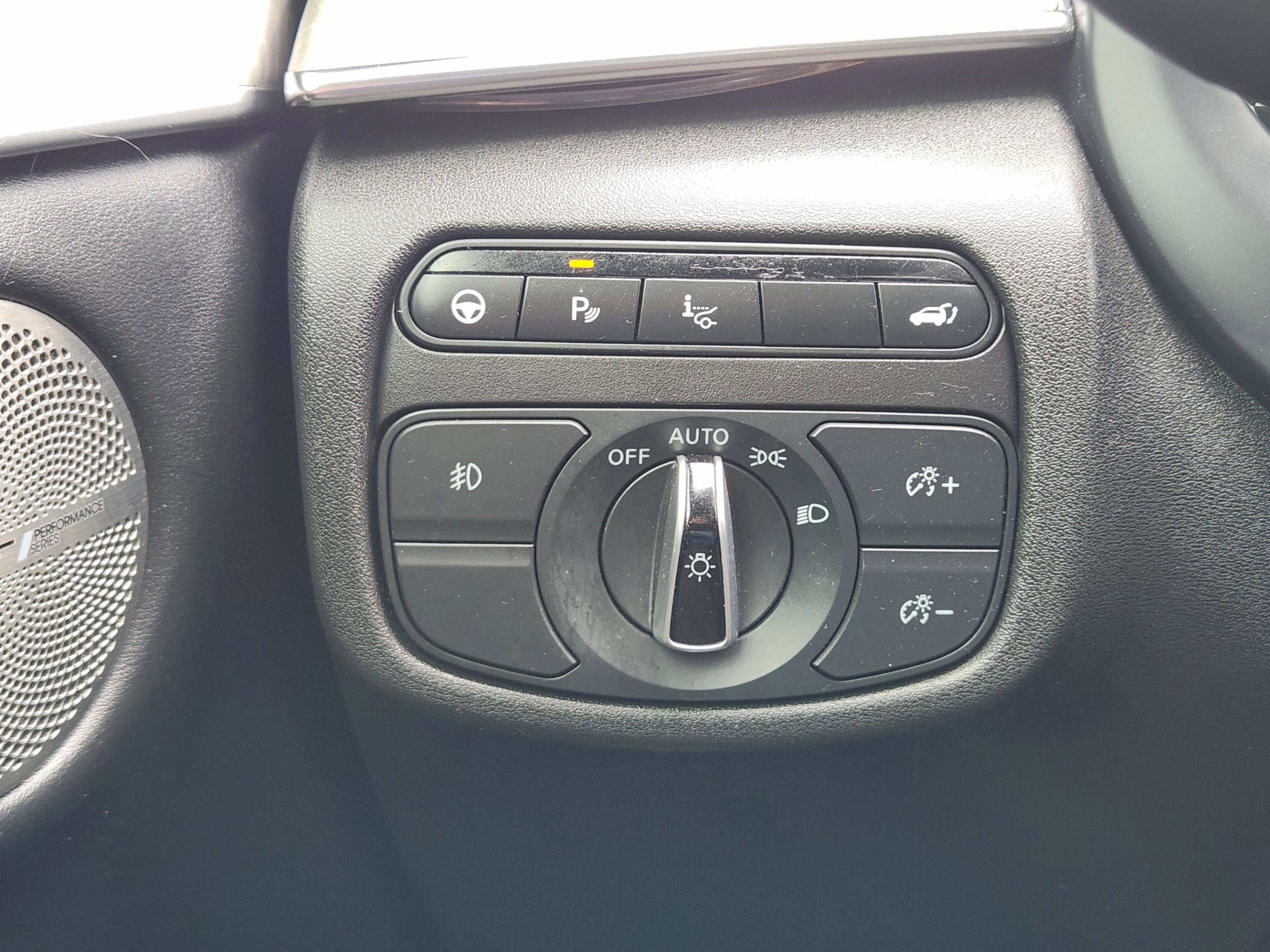 Used 2019 INFINITI QX50 Essential w/ Sensory Package FWD image 16