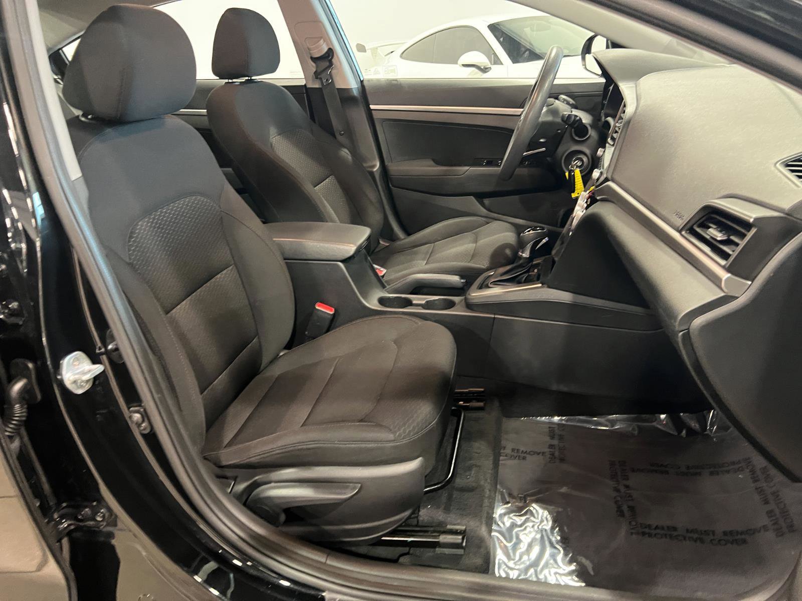 Used 2019 Hyundai Elantra SE w/ Cargo Package FWD image 34