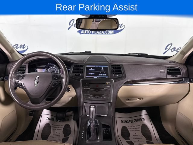 Used 2014 Lincoln MKS FWD image 10