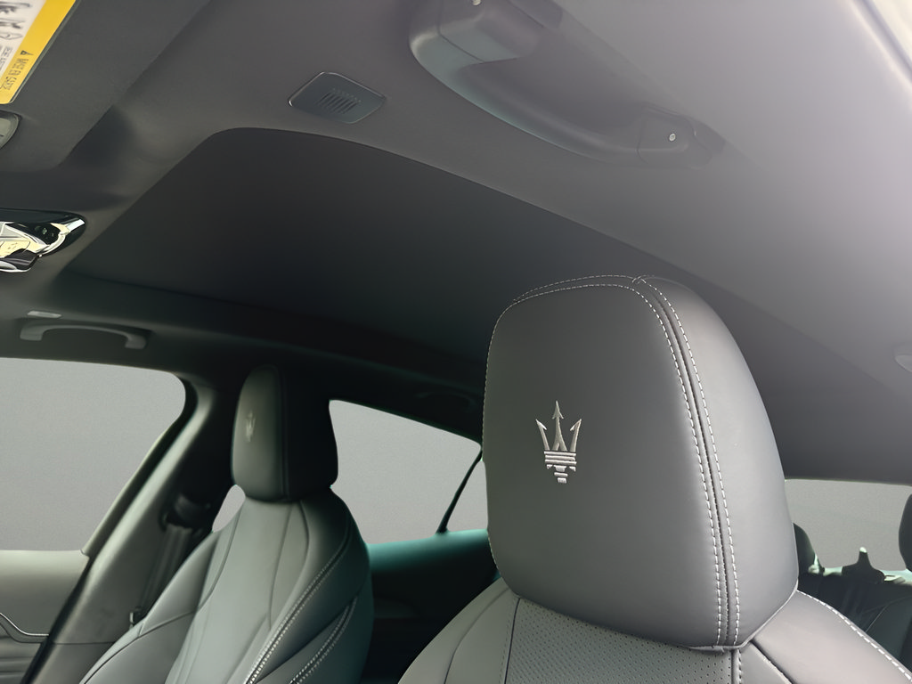 New 2025 Maserati Grecale Modena AWD/4WD image 19