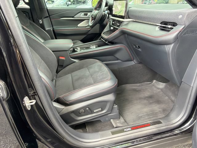 Used 2025 Ford Explorer ST AWD/4WD image 13