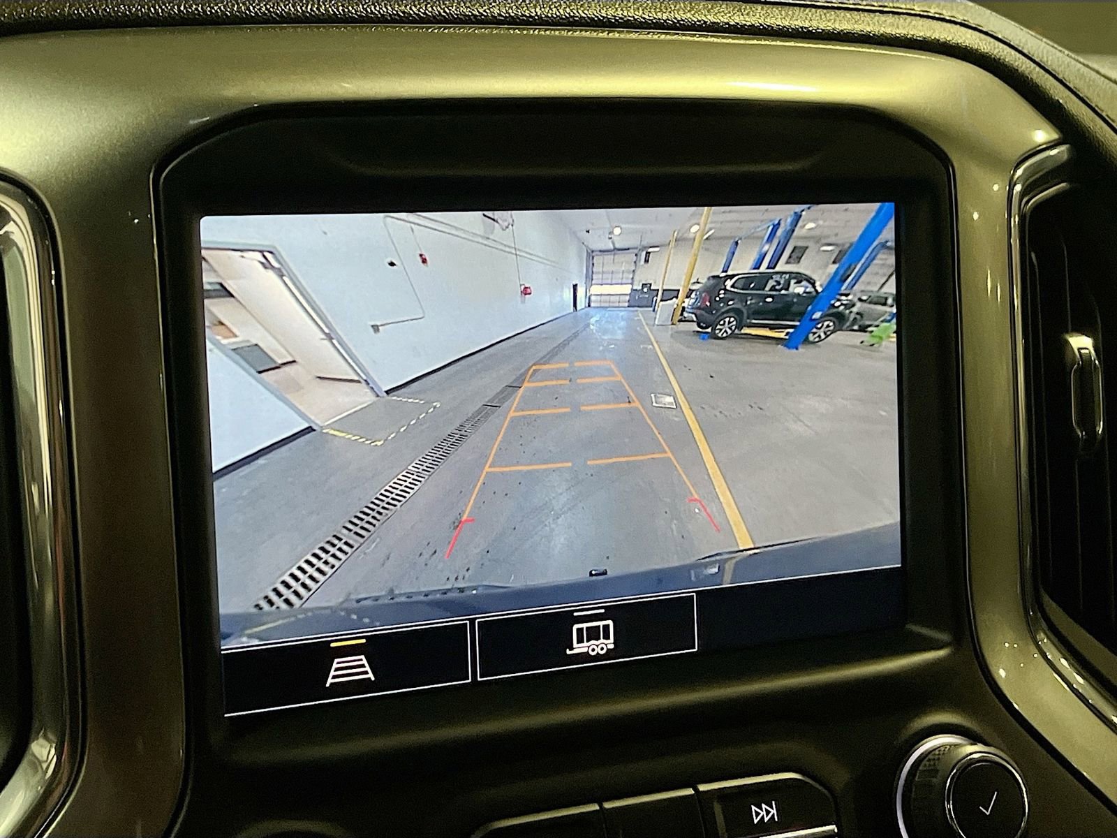 Used 2022 Chevrolet Silverado 1500 RST w/ Convenience Package II image 13