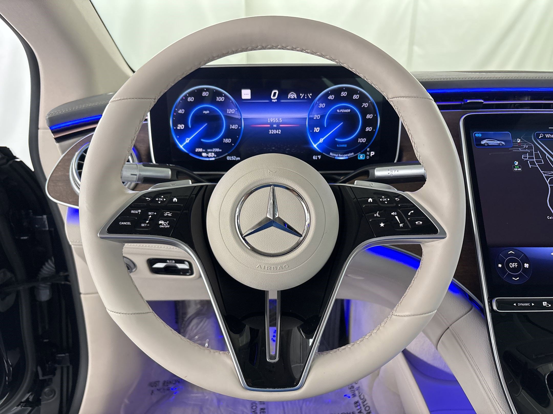 Certified 2023 Mercedes-Benz EQS 450+ 4MATIC Sedan image 16