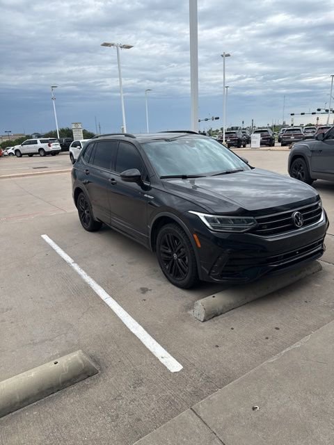Used 2022 Volkswagen Tiguan SE R-Line AWD/4WD image 8