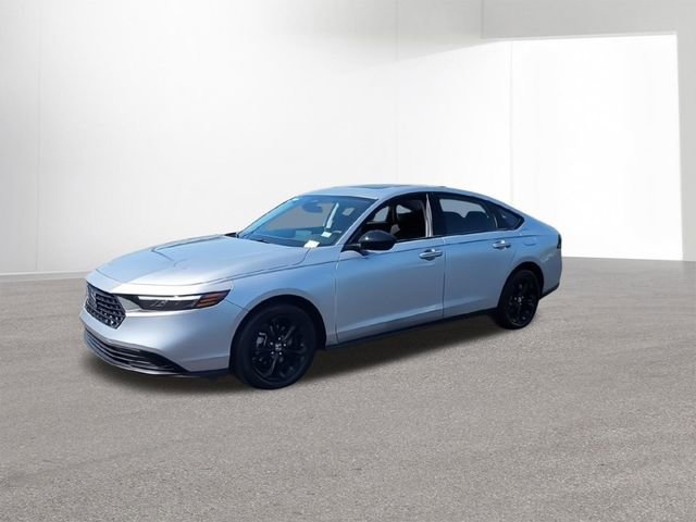 Certified 2025 Honda Accord SE image 4