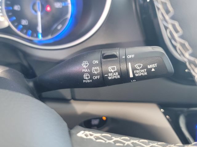 Certified 2024 Chrysler Pacifica Touring-L FWD image 14