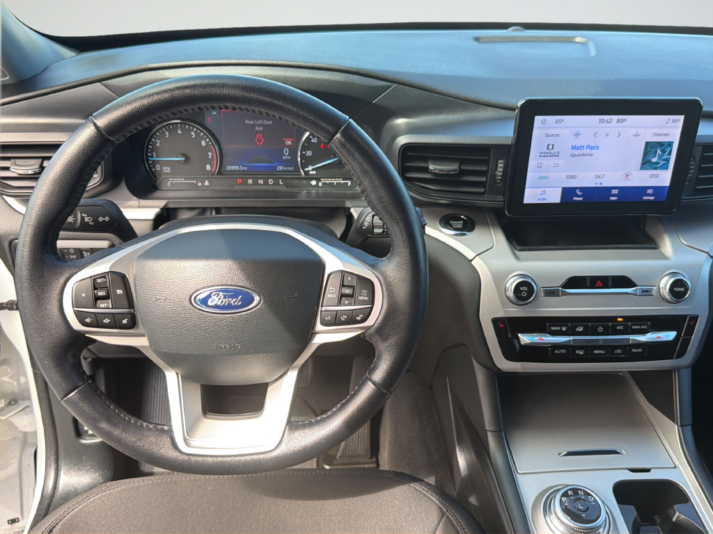 Used 2023 Ford Explorer XLT RWD image 33