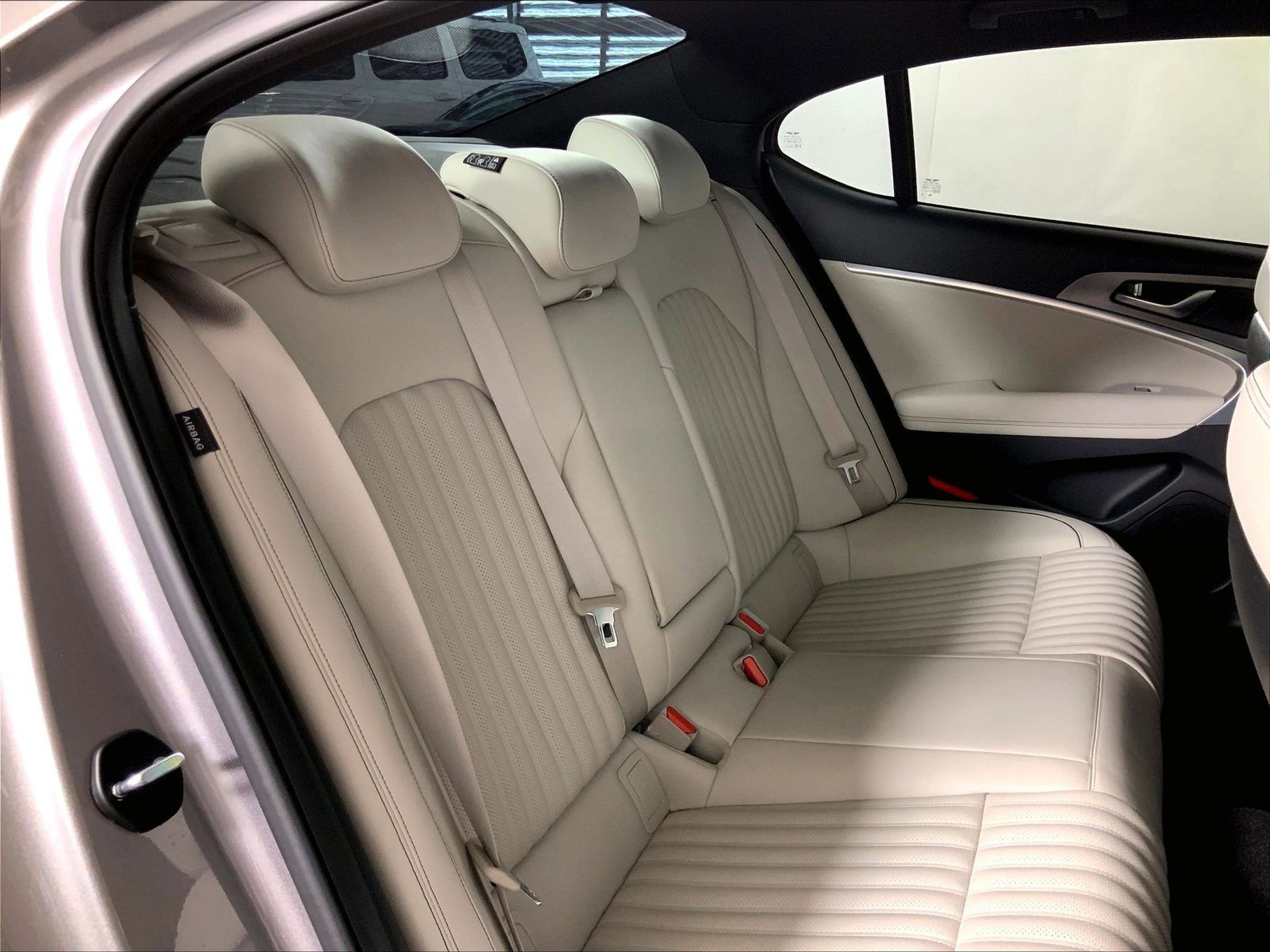 Used 2024 Genesis G70 3.3T Advanced RWD image 23