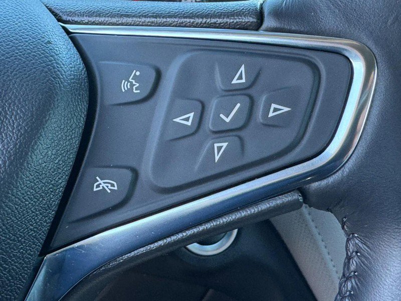 Used 2021 Chevrolet Equinox Premier w/ LPO, Floor Liner Package image 18