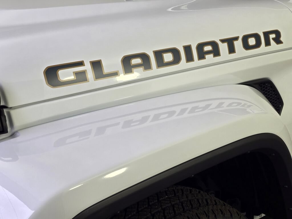 New 2026 Jeep Gladiator Sport AWD/4WD image 12