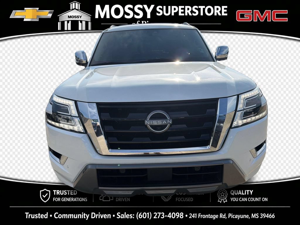Used 2022 Nissan Armada Platinum w/ Captain's Chairs Package RWD image 10