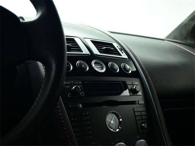 Used 2007 Aston Martin V8 Vantage Coupe image 11