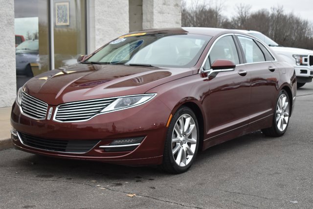Used 2016 Lincoln MKZ Hybrid image 9