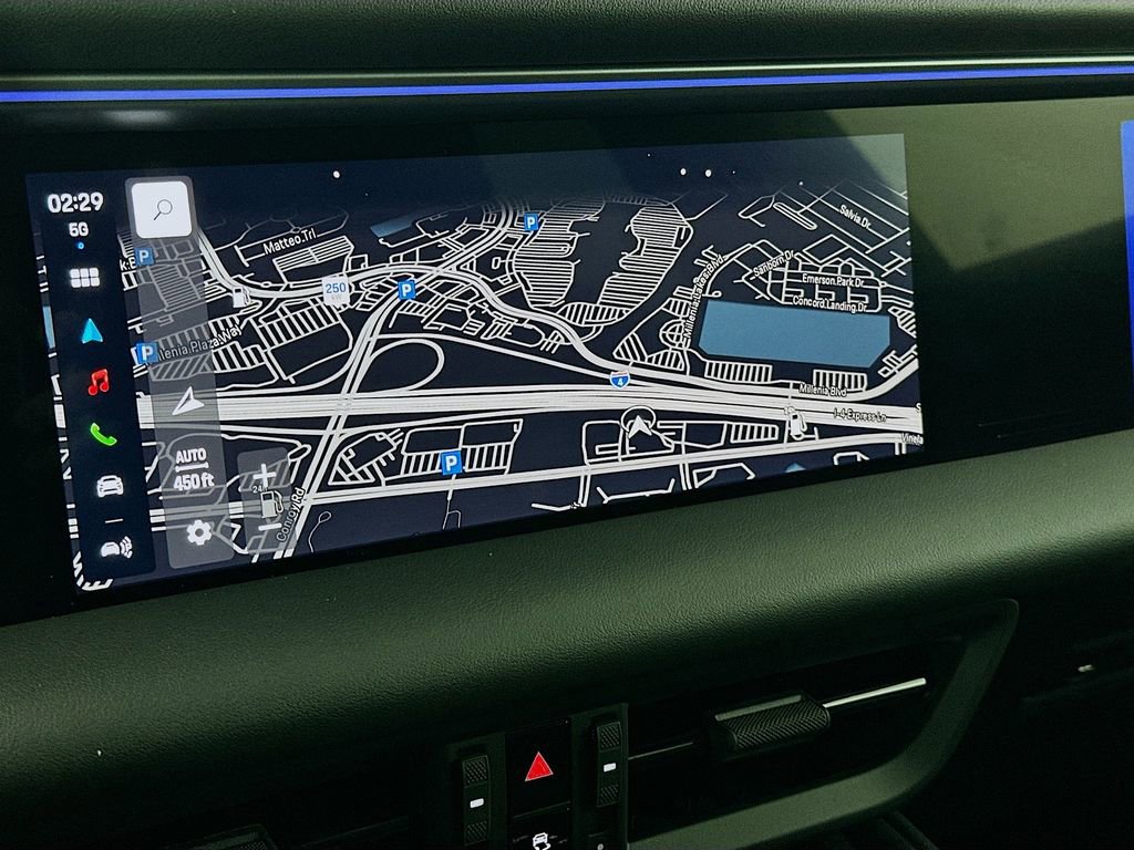 Certified 2025 Porsche Macan Electric RWD image 15