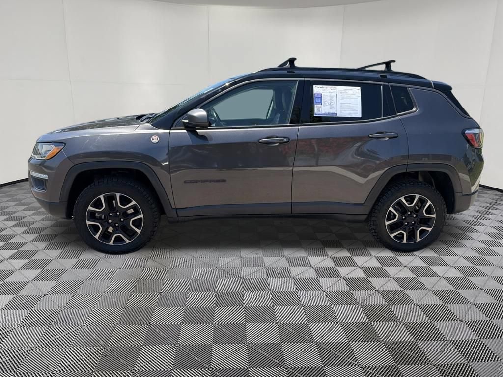 Used 2019 Jeep Compass Trailhawk w/ Leather Interior Group AWD/4WD image 4