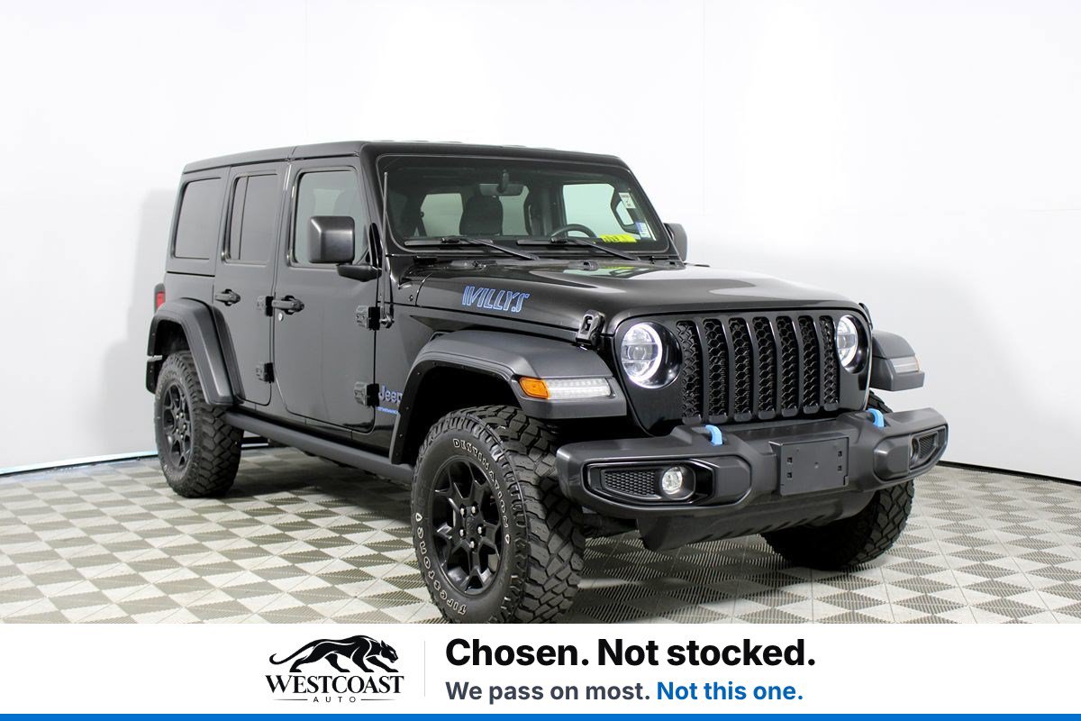 Used 2023 Jeep Wrangler Unlimited w/ Cold Weather Group AWD/4WD image 1