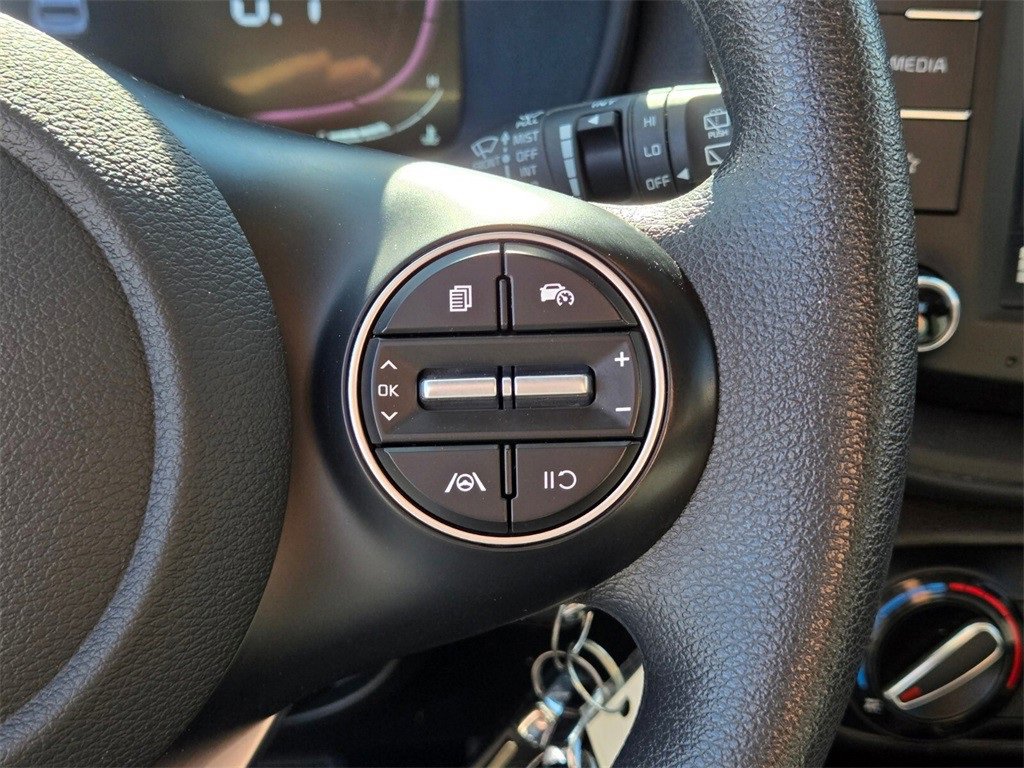 Used 2024 Kia Soul LX w/ Option Group 015 image 26