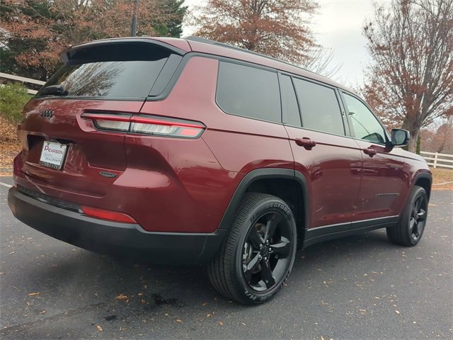 Used 2024 Jeep Grand Cherokee L Altitude image 4