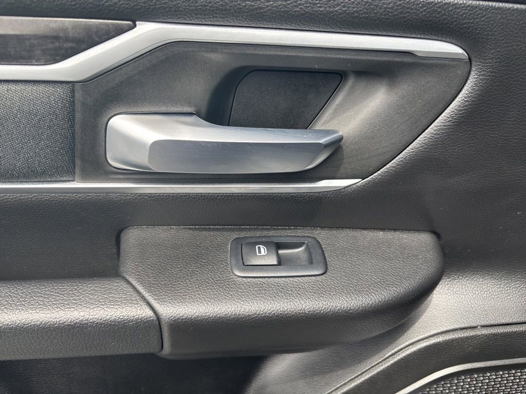 Used 2022 RAM 1500 Big Horn AWD/4WD image 23