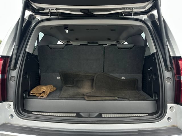 Used 2015 Chevrolet Tahoe LTZ RWD image 29