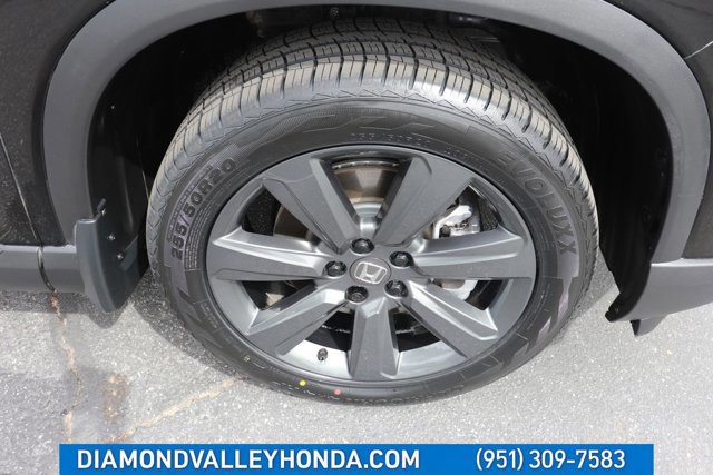 Used 2025 Honda Pilot Sport image 33